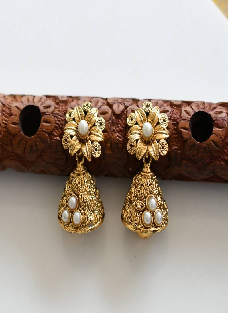 Antique nagaas pearl Lakshmi necklace set dj07820