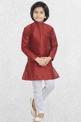 Boys Banaras Red Plain Cotton-Silk Kurta 1