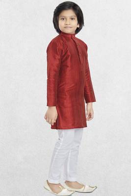 Boys Banaras Red Plain Cotton-Silk Kurta 2
