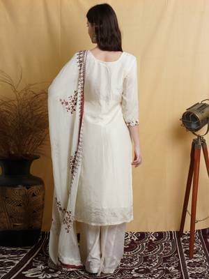 Off white embroidered pure silk salwar 3