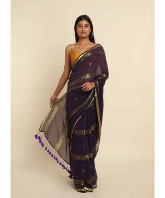 Suta Purple Woven Design Cotton Blend Saree 10