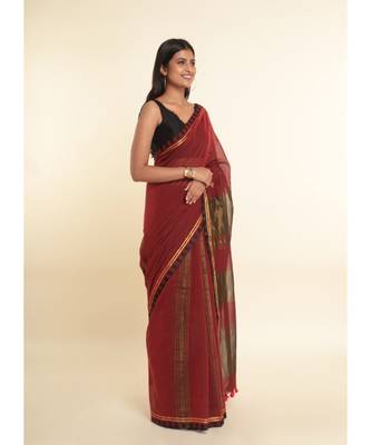 Suta Red Solid Cotton Blend Saree 9