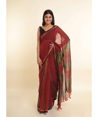 Suta Red Solid Cotton Blend Saree 10