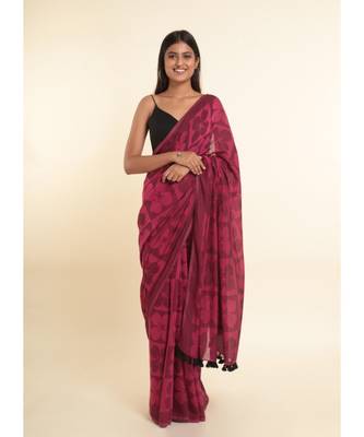 Suta Pink Printed Cotton Blend Saree 3