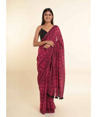 Suta Pink Printed Cotton Blend Saree 11
