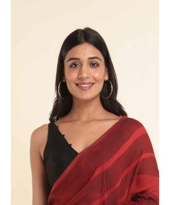 Suta Maroon Striped Cotton Blend Saree 5