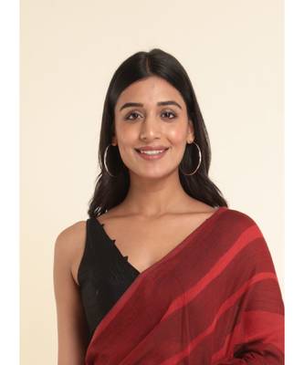 Suta Maroon Striped Cotton Blend Saree 6