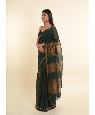 Suta Green Solid Cotton Blend Saree 7