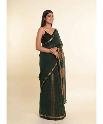 Suta Green Solid Cotton Blend Saree 8