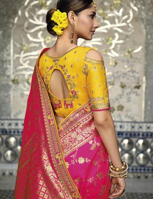 Pink woven silk saree with blouse 3