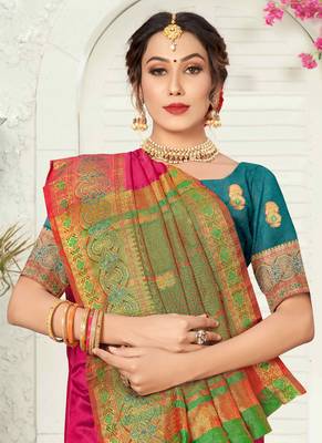 Pink woven silk saree with blouse 2
