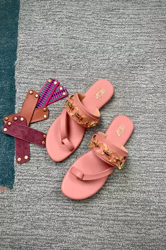 Kolas (Pastel Pink) (Changeable Straps Flats Open )