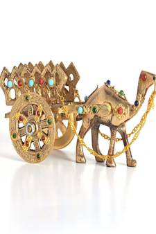 Gemstone Studded Pure Brass Camel Handicraft -184