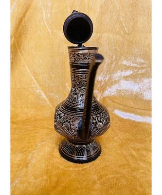 Antique Brass Surai for Home | Brass Black and Golden Design Surahi 3