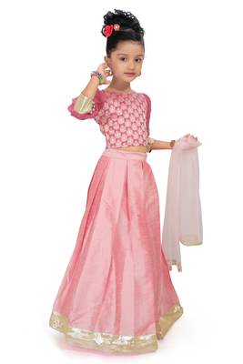 Pink embroidered silk stitched lehenga 1