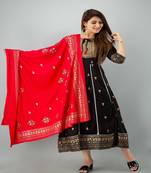 Women Rayon Floral Printed Kurti and Dupatta