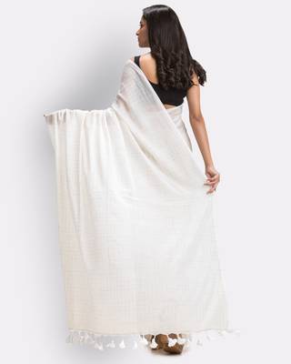 White hand woven cotton saree  3