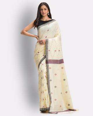Cream hand woven cotton saree with blouse 1