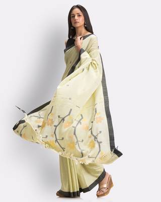 Cream hand woven cotton saree with blouse 3