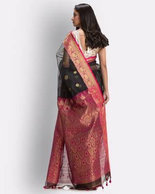 Black hand woven art silk saree with blouse 4