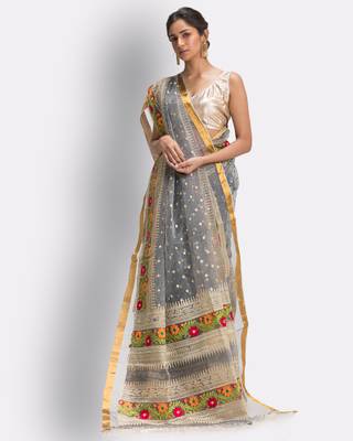 Grey hand woven art silk saree with blouse 4