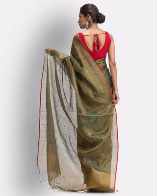 Gold hand woven art silk saree with blouse 4