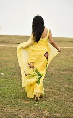 Yellow Organza Digital Printed Saree With Blouse Piece. 3