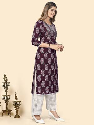 Vbuyz Women'S Print & Sequience Straight Cotton Purple Stitched Kurta 5