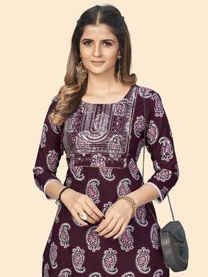 Vbuyz Women'S Print & Sequience Straight Cotton Purple Stitched Kurta 6
