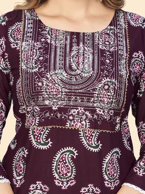 Vbuyz Women'S Print & Sequience Straight Cotton Purple Stitched Kurta 7