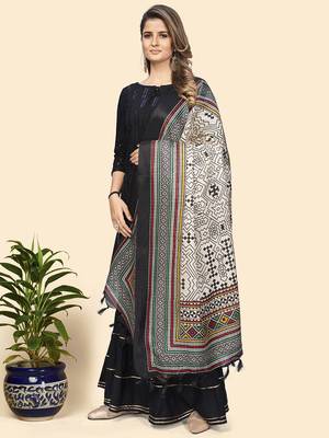 Vbuyz Women'S Art Silk Black & Cream Coloured Wowen Design Dupatta 3