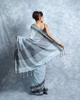 Light Grey Cotton Saree With Woven Border And Blouse 4