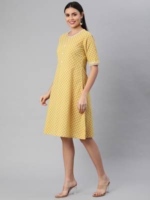 Yellow printed cotton long-dresses 4