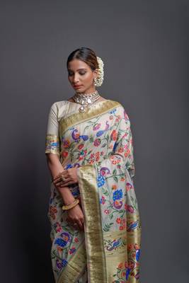 Off white woven silk saree with blouse 3