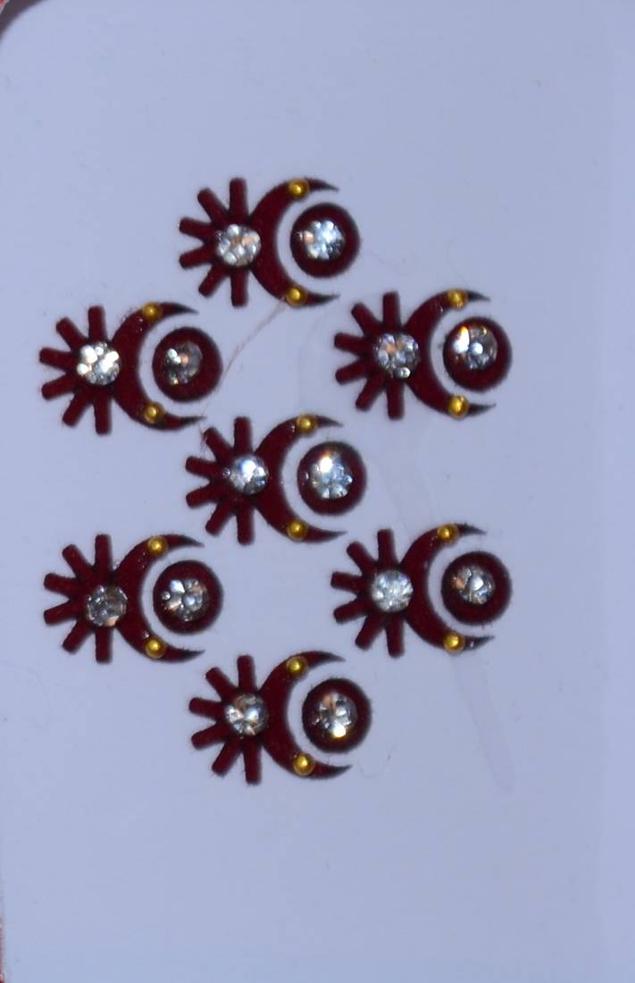 7maroon bindi moon shape
