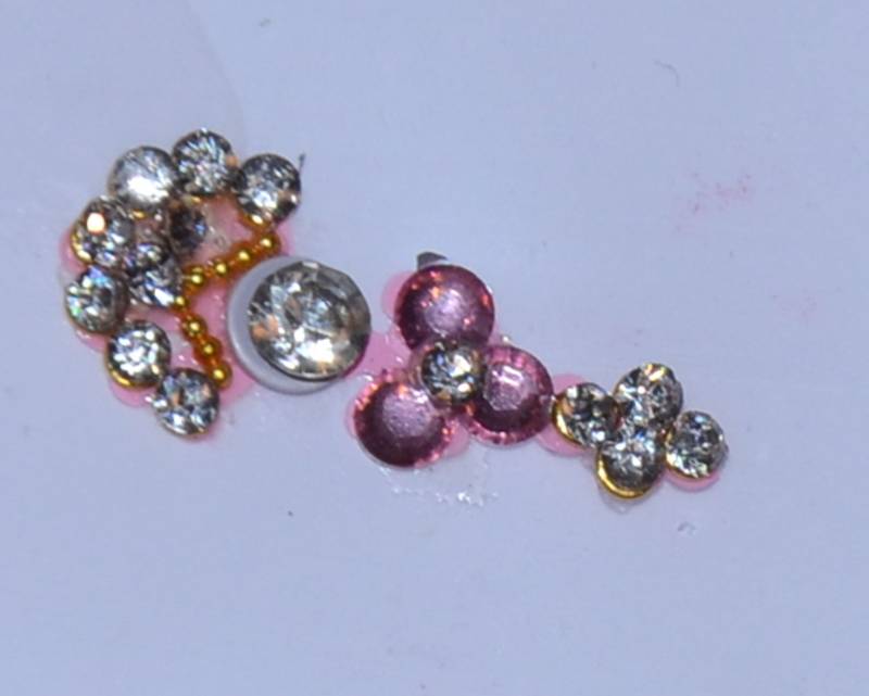 long pink color single bindi