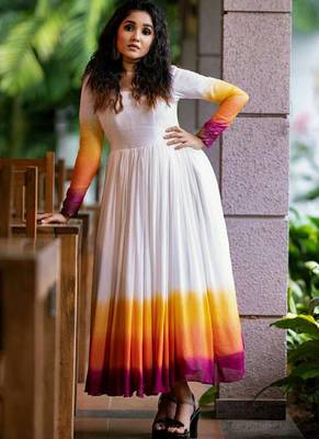 White Faux Georgette With Rich Pedding Print Gown 1