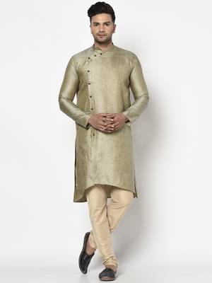 Tabard Kurta and Churidar Set For Men 1