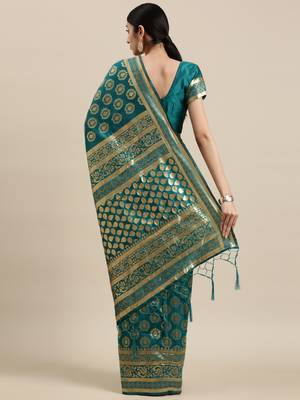Green woven banarasi silk saree with blouse 2