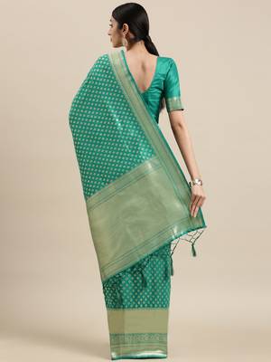 Green woven banarasi silk saree with blouse 2
