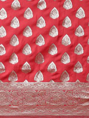 Red woven banarasi silk saree with blouse 4