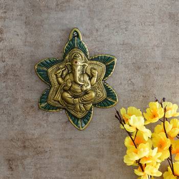 eCraftIndia Golden Lord Ganesha on Green Leaf Handcrafted Metal Wall Hanging 2