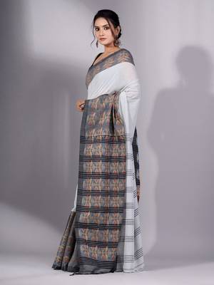 This is   Cream Cotton Handspun soft saree with floral weaving from Charukriti 4