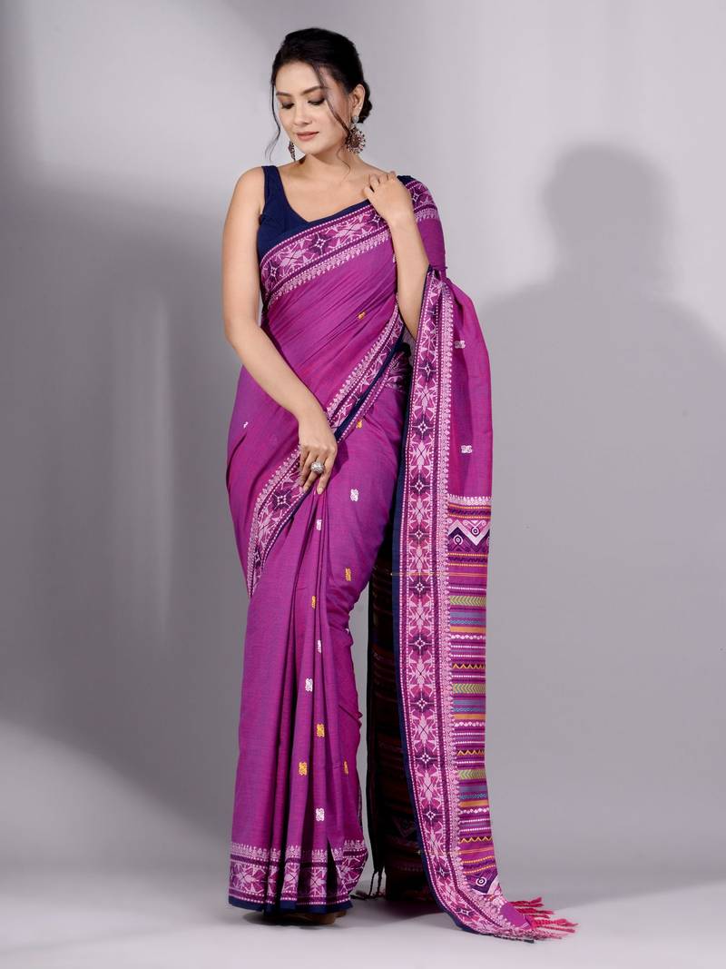 This is   Purple Cotton soft handwoven saree with geomatric design in pallu from Charukriti