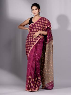 This is   Magenta Cotton soft hadwoven saree with textured design from Charukriti 4