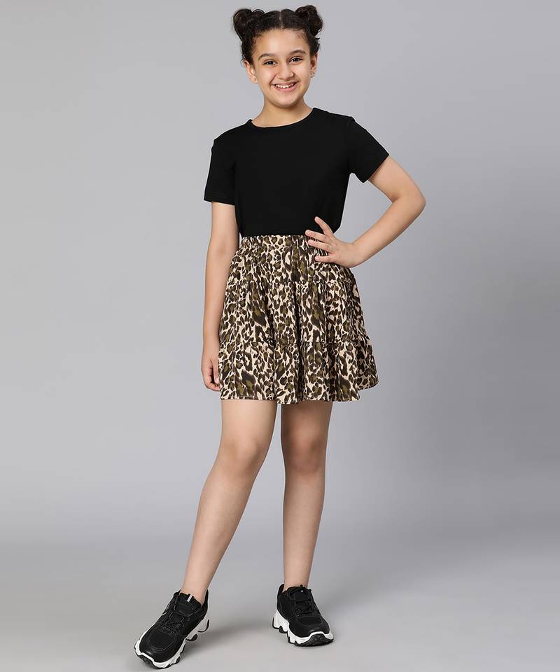 Spunky animal print elasticated girl skirt