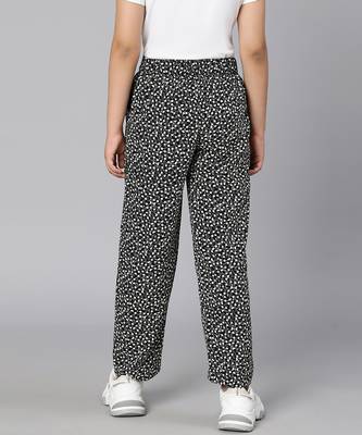 Looker black animal print elasticated tie-knot girl pant 5