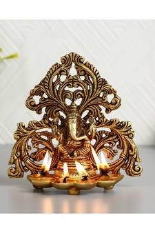 eCraftIndia Lord Ganesha Brass Handcrafted Idol with 6 Diya wicks