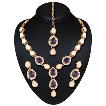 Alluring Gold Plated Australian Diamond Stone  Necklace Set 2