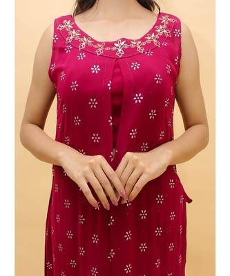Raspberry Red Color Georgette Base Salwar Kameez with Rubber Print Work 5